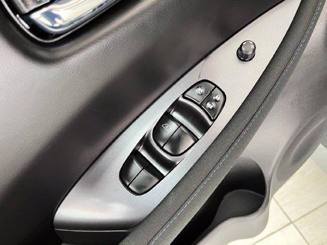 2025 Nissan LEAF - $14,996