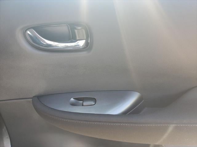 2025 Nissan LEAF - $17,699