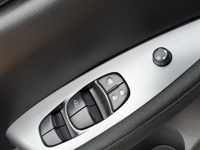2025 Nissan LEAF - $17,998