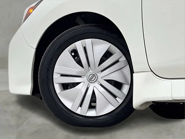 2025 Nissan LEAF - $14,996