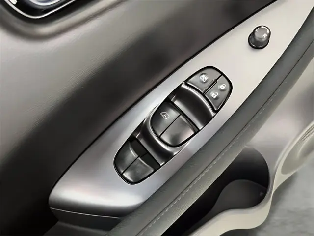 2025 Nissan LEAF - $14,996