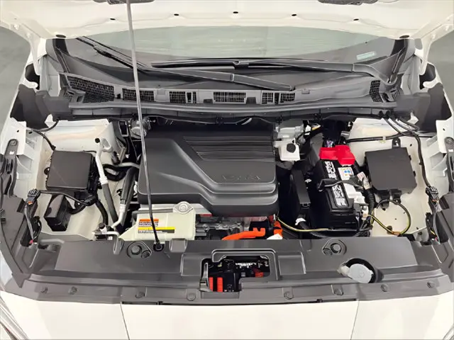 2025 Nissan LEAF - $14,996