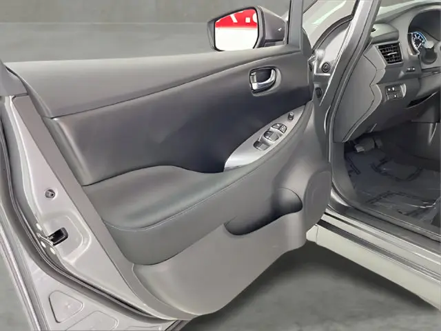 2025 Nissan LEAF - $14,996