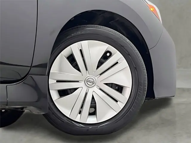 2025 Nissan LEAF - $14,996