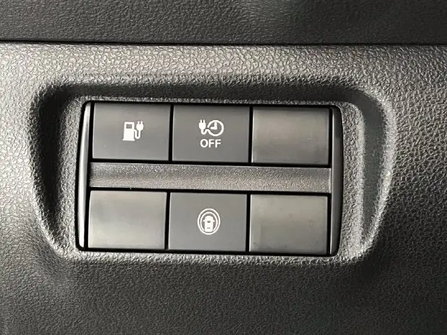 2025 Nissan LEAF - $14,996