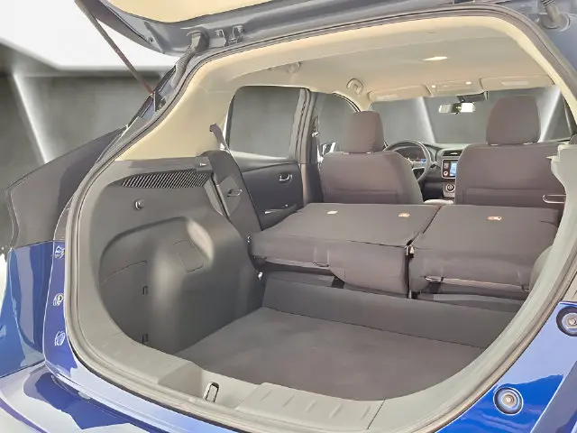 2025 Nissan LEAF - $14,996