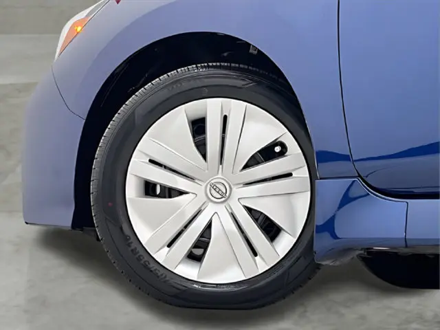 2025 Nissan LEAF - $14,996