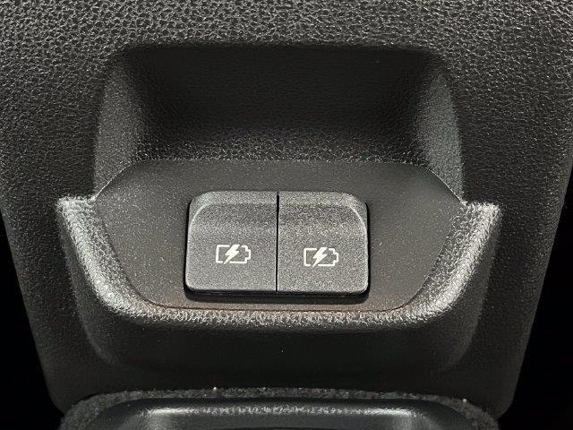 2025 Nissan LEAF - $14,996