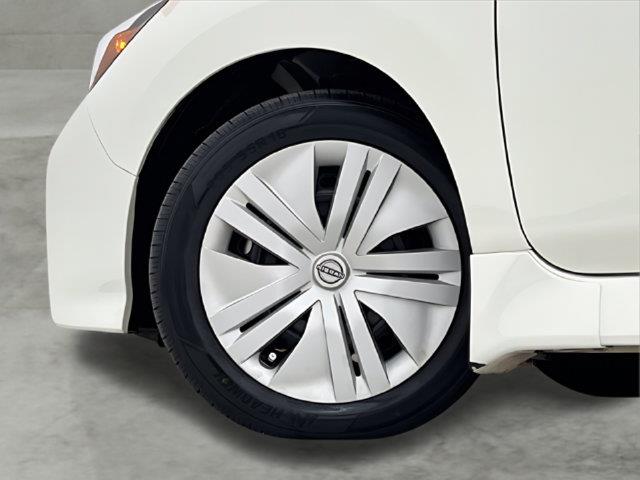 2025 Nissan LEAF - $14,996