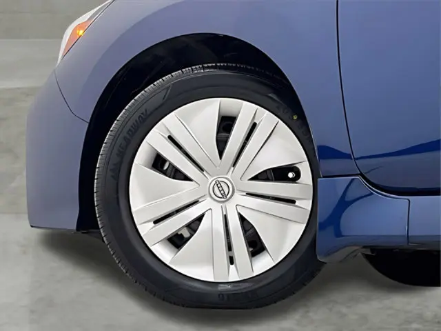 2025 Nissan LEAF - $14,996