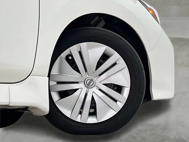 2025 Nissan LEAF - $14,996