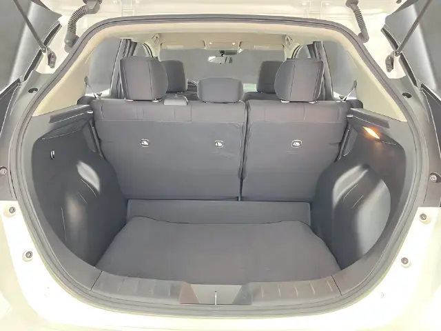 2025 Nissan LEAF - $14,996