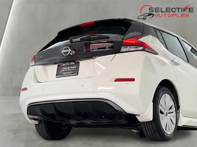 2025 Nissan LEAF - $14,996