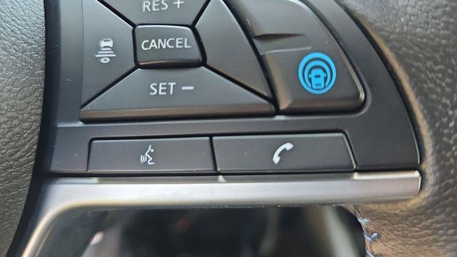 2019 Nissan LEAF S