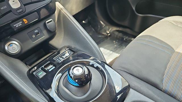 2019 Nissan LEAF S