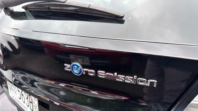 2018 Nissan LEAF SV