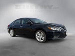 2016 Altima Thumbnail 2