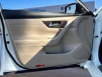 2015 Altima Thumbnail 22