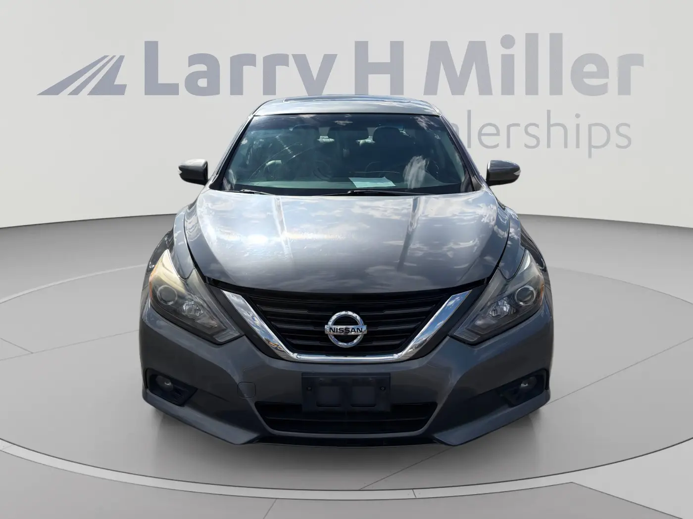 2016 Nissan Altima - $6,999