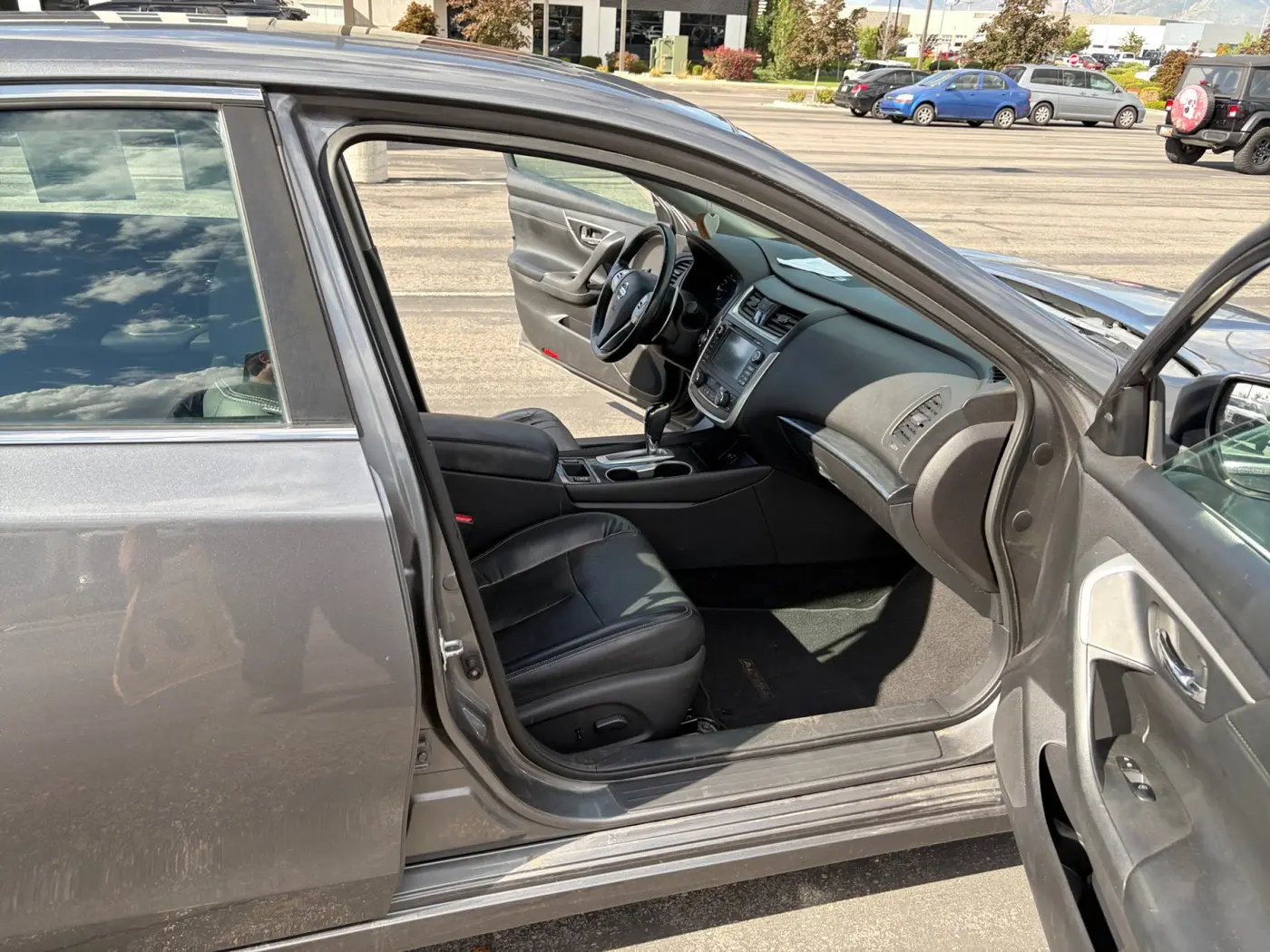 2016 Nissan Altima - $6,999