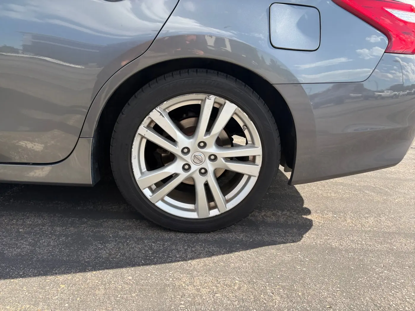 2016 Nissan Altima - $6,999