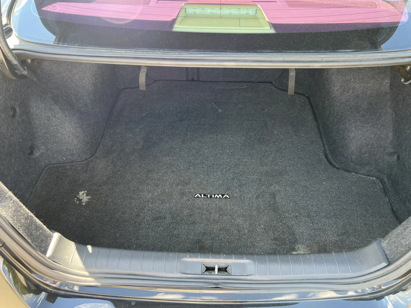 2015 Nissan Altima - $9,999