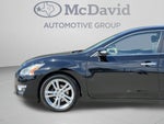 2015 Altima Thumbnail 27