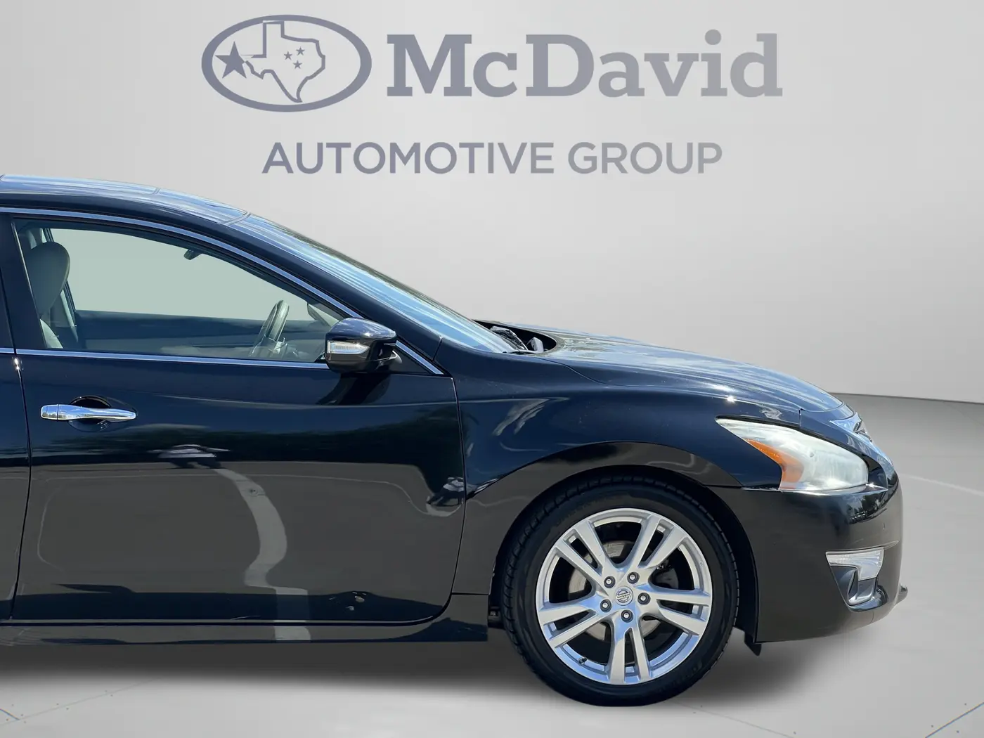 2015 Nissan Altima - $9,999