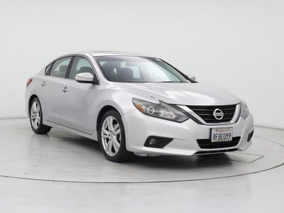Photo of a 2016 Nissan Altima 3.5 SL 4DR Sedan for sale