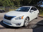 2013 Altima Thumbnail 3