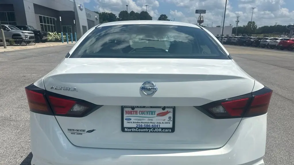 2022 Nissan Altima 2.5 S