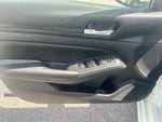 2022 Altima Thumbnail 10