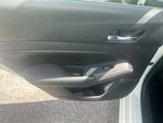 2022 Altima Thumbnail 17