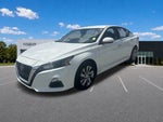 2022 Altima Thumbnail 30