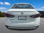 2022 Altima Thumbnail 32