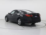 2023 Altima Thumbnail 2