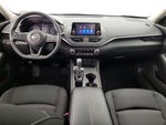 2023 Altima Thumbnail 9