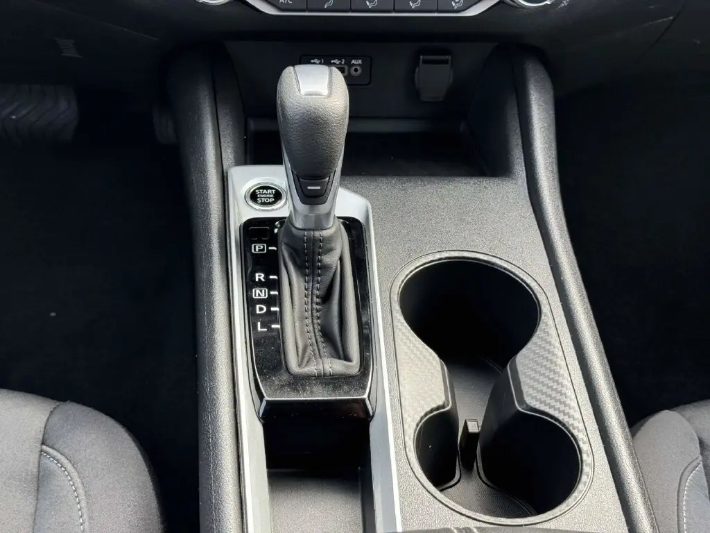 2025 Nissan Altima - $21,300
