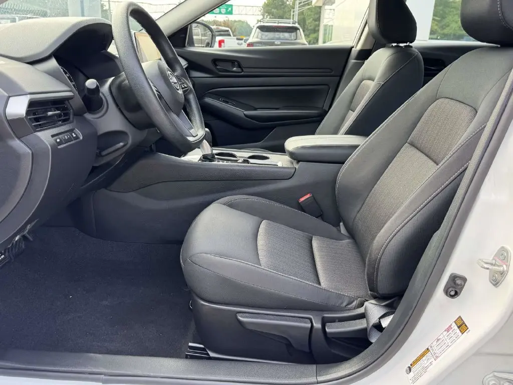 2025 Nissan Altima - $21,300