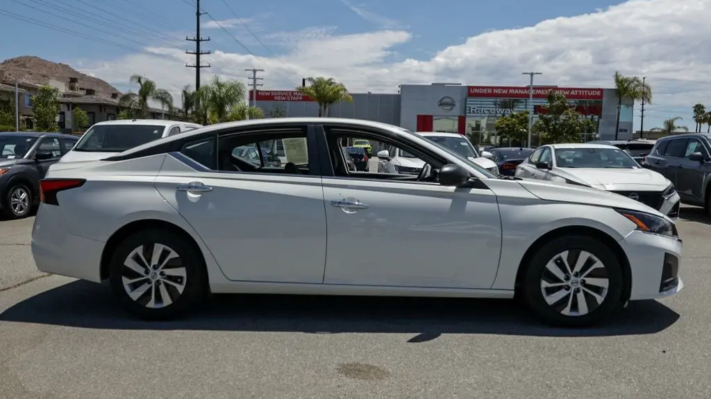 2024 Nissan Altima 2.5 S