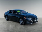 2025 Altima Thumbnail 7