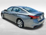 2025 Altima Thumbnail 8