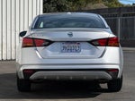 2020 Altima Thumbnail 26