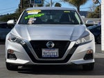 2020 Altima Thumbnail 30