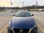 2020 Altima Thumbnail 2