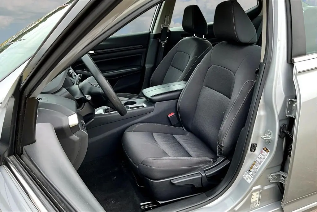 2022 Nissan Altima - $19,795
