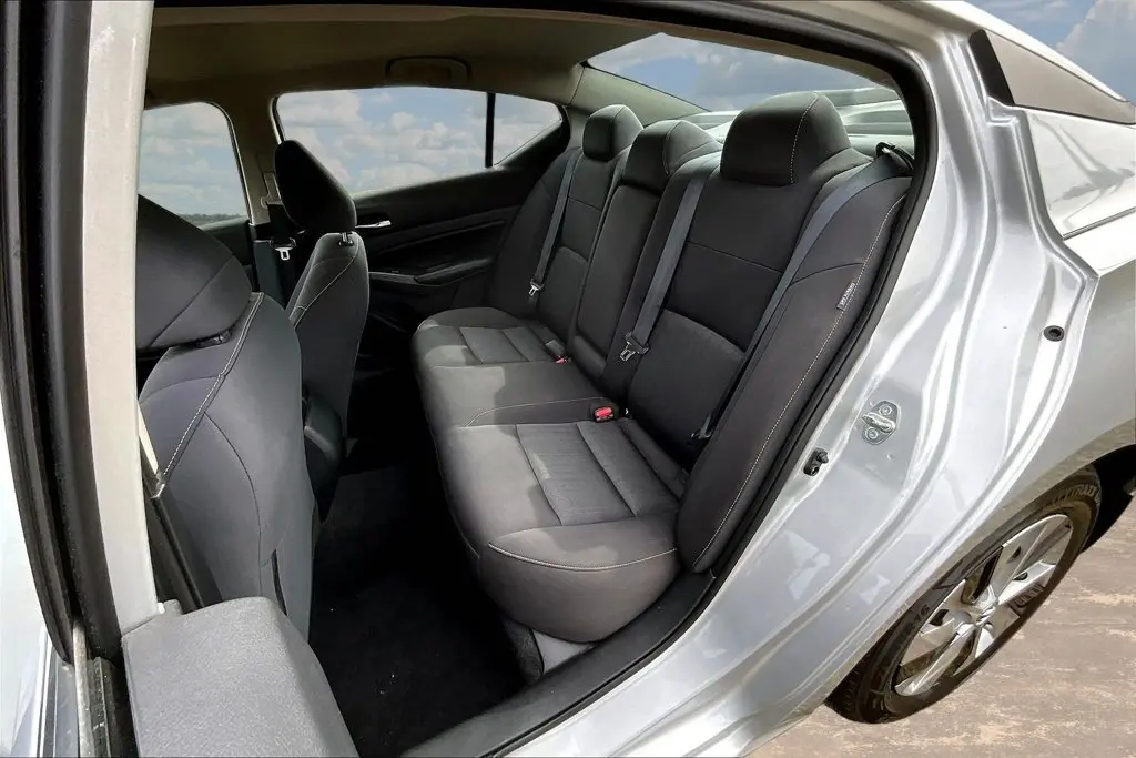 2022 Nissan Altima - $19,795
