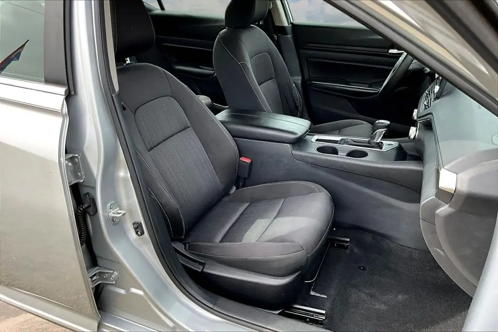 2022 Nissan Altima - $19,795