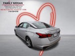 2025 Altima Thumbnail 4