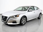2020 Altima Thumbnail 6
